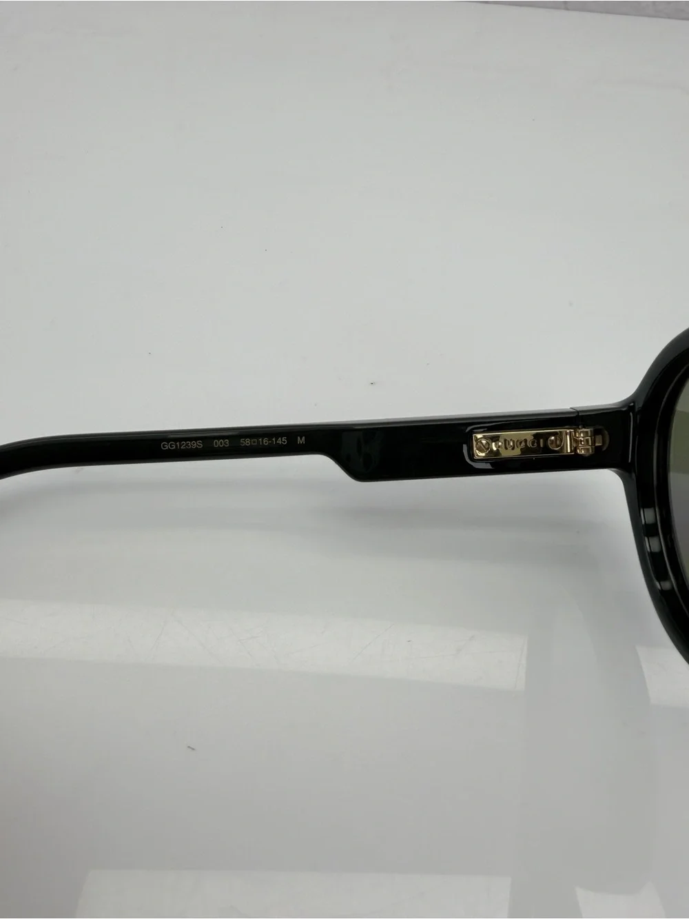 Gucci GG1239S Pilot Men's Sunglasses Green Reflective Lens 58-16-145 Like New
